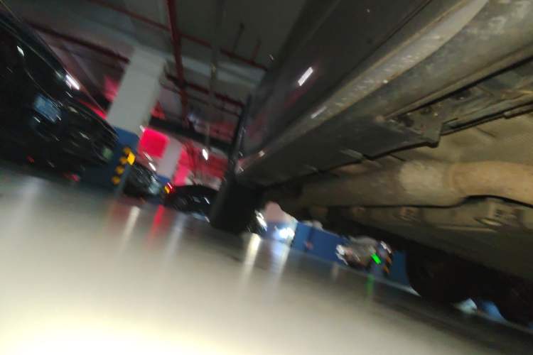 Used BYD Song New Energy 2019 Song DM 1.5TID Smart Connect Dynamic Model Chassis Front Right