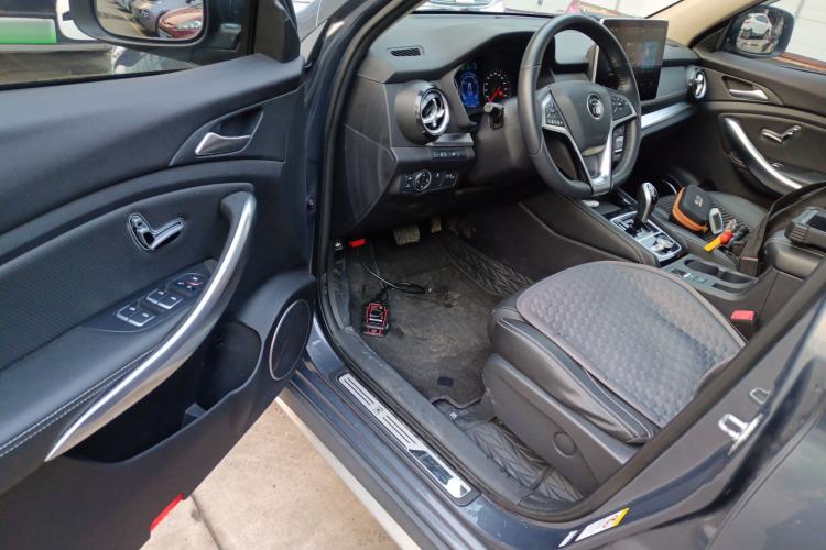 Used BYD Song New Energy 2019 Song DM 1.5TID Smart Connect Dynamic Model Driver Seat