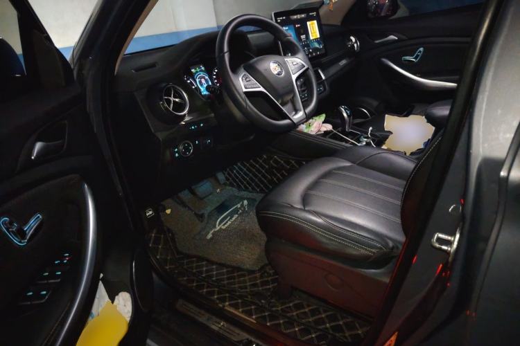 Used BYD Song New Energy 2019 Song DM 1.5TID Smart Connect Dynamic Model Driver Seat