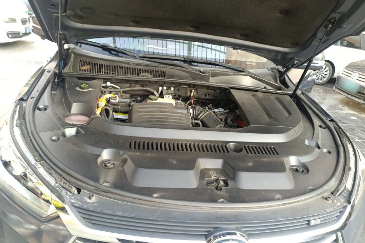 Used BYD Song New Energy 2019 Song DM 1.5TID Smart Connect Dynamic Model Engine Bay