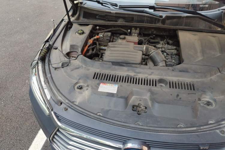 Used BYD Song New Energy 2019 Song DM 1.5TID Smart Connect Premium Model Engine Bay Right