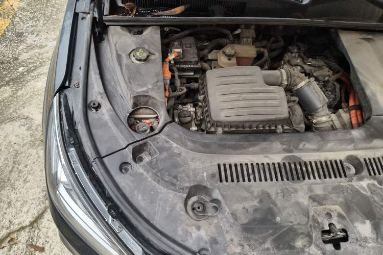 Used BYD Song New Energy 2019 Song DM 1.5TID Smart Connect Premium Model Engine Bay Right
