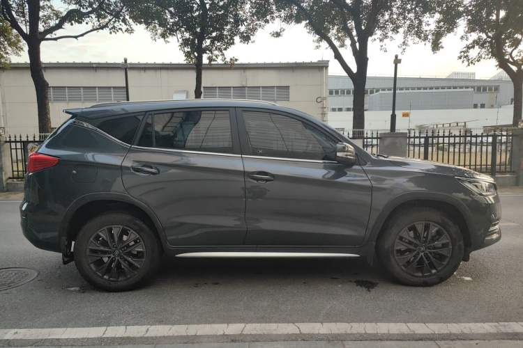 Used BYD Song New Energy 2019 Song DM 1.5TID Smart Connect Dynamic Model Exterior 2
