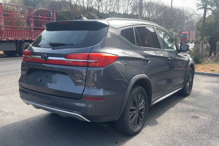 Used BYD Song New Energy 2019 Song DM 1.5TID Smart Connect Dynamic Model Exterior 5