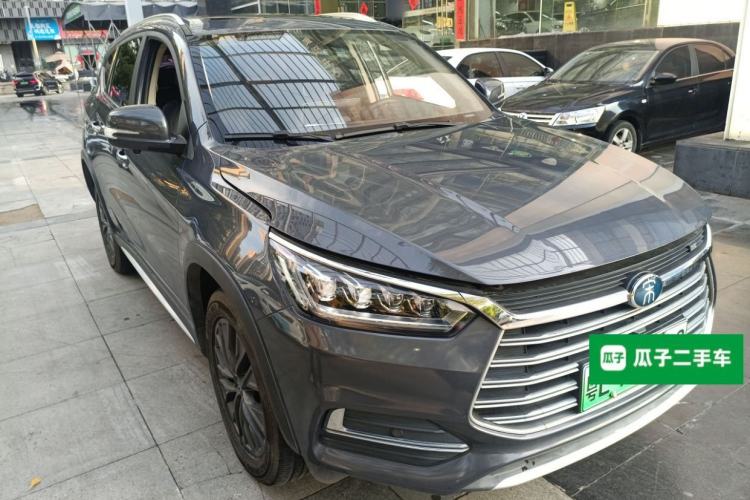 Used BYD Song New Energy 2019 Song DM 1.5TID Smart Connect Dynamic Model Front Right 45 Deg