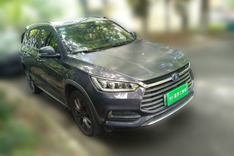 Used BYD Song New Energy 2019 Song DM 1.5TID Smart Connect Premium Model Front Right 45 Deg