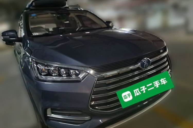 Used BYD Song New Energy 2019 Song DM 1.5TID Smart Connect Premium Model Front Right 45 Deg
