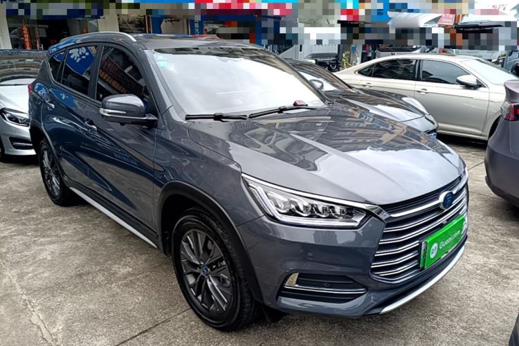 Used BYD Song New Energy 2019 Song DM 1.5TID Smart Connect Dynamic Model Front Right 45 Deg