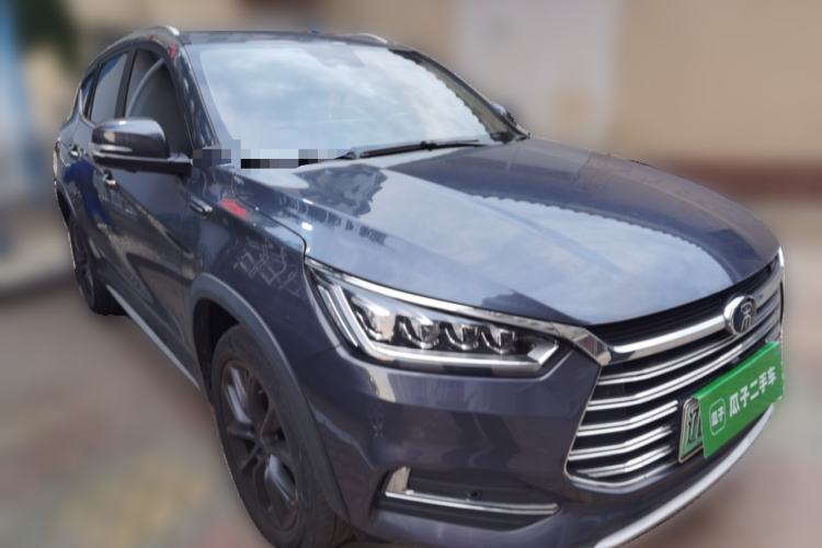Used BYD Song New Energy 2019 Song DM 1.5TID Smart Connect Premium Model Front Right 45 Deg