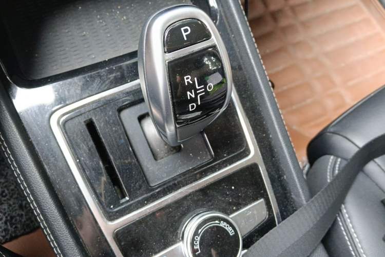 Used BYD Song New Energy 2019 Song DM 1.5TID Smart Connect Premium Model Gear Lever