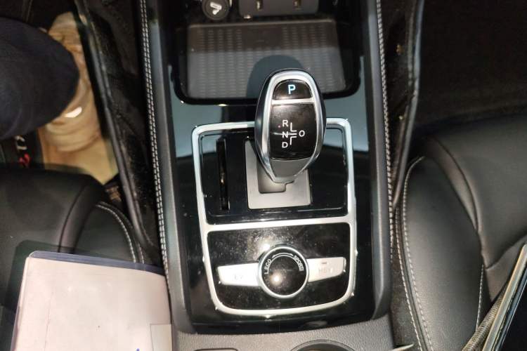 Used BYD Song New Energy 2019 Song DM 1.5TID Smart Connect Dynamic Model Gear Lever