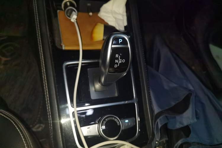 Used BYD Song New Energy 2019 Song DM 1.5TID Smart Connect Premium Model Gear Lever