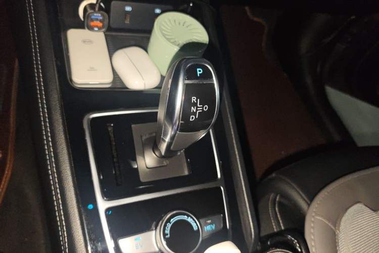 Used BYD Song New Energy 2019 Song DM 1.5TID Smart Connect Dynamic Model Gear Lever