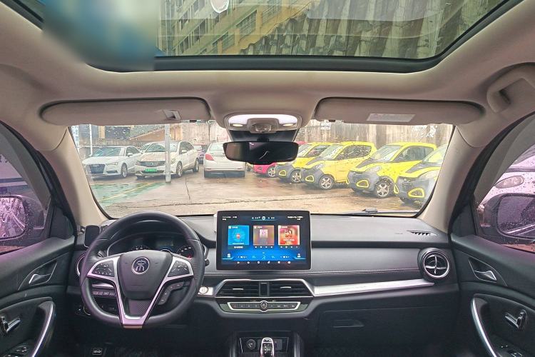 Used BYD Song New Energy 2019 Song DM 1.5TID Smart Connect Dynamic Model Interior 1
