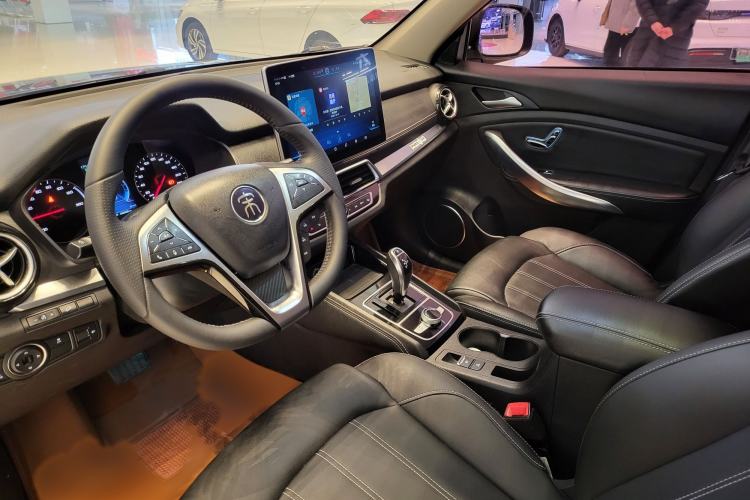 Used BYD Song New Energy 2019 Song DM 1.5TID Smart Connect Dynamic Model Interior 1