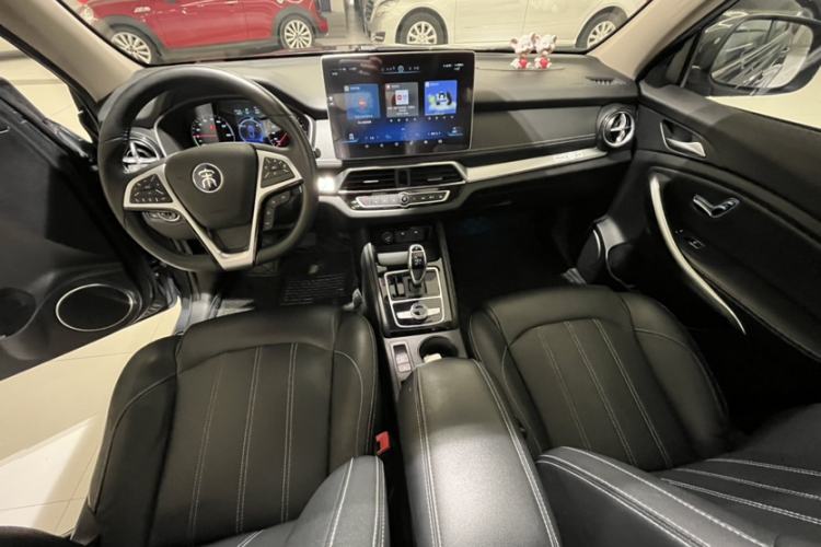 Used BYD Song New Energy 2019 Song DM 1.5TID Smart Connect Dynamic Model Interior 5