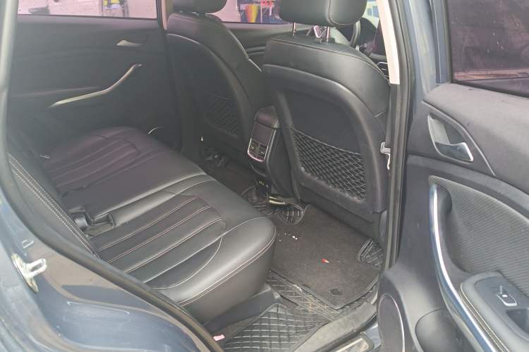 Used BYD Song New Energy 2019 Song DM 1.5TID Smart Connect Dynamic Model Interior 6