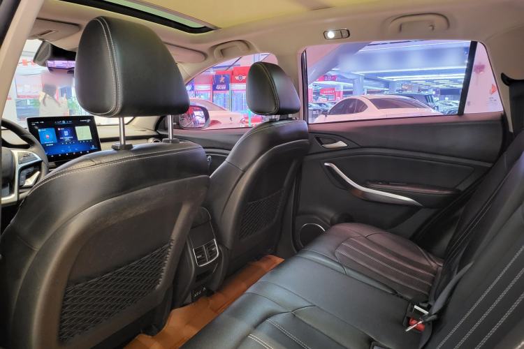 Used BYD Song New Energy 2019 Song DM 1.5TID Smart Connect Dynamic Model Interior 6
