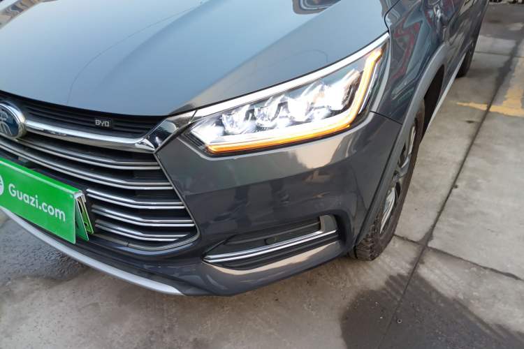 Used BYD Song New Energy 2019 Song DM 1.5TID Smart Connect Dynamic Model Left Front Headlight