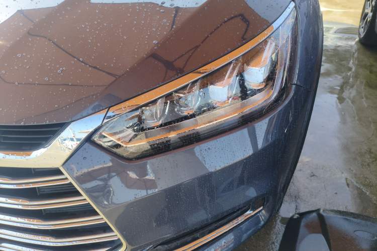 Used BYD Song New Energy 2019 Song DM 1.5TID Smart Connect Premium Model Left Front Headlight