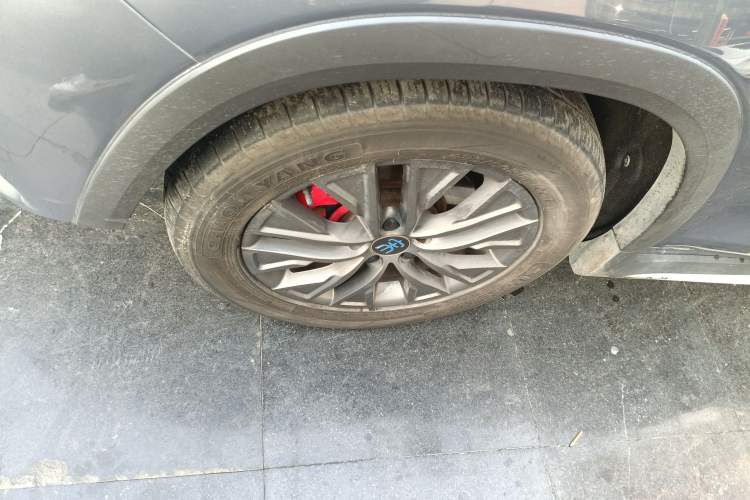 Used BYD Song New Energy 2019 Song DM 1.5TID Smart Connect Dynamic Model Left Front Wheel Hub