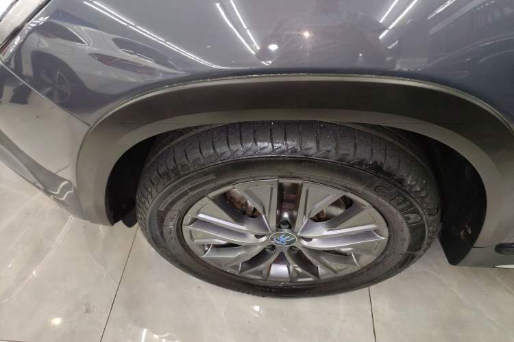 Used BYD Song New Energy 2019 Song DM 1.5TID Smart Connect Dynamic Model Left Front Wheel Hub