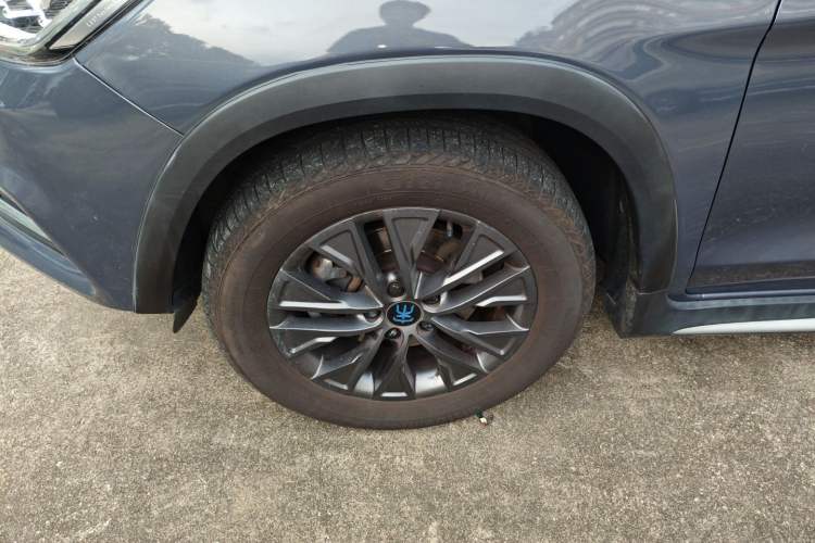Used BYD Song New Energy 2019 Song DM 1.5TID Smart Connect Dynamic Model Left Front Wheel Hub
