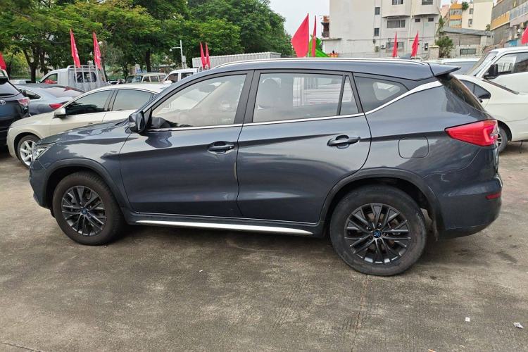 Used BYD Song New Energy 2019 Song DM 1.5TID Smart Connect Dynamic Model Left Side
