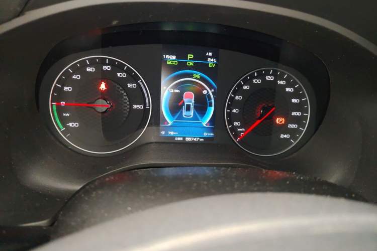 Used BYD Song New Energy 2019 Song DM 1.5TID Smart Connect Dynamic Model Odometer Close Up