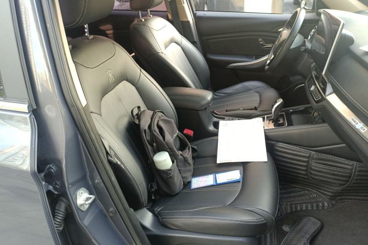 Used BYD Song New Energy 2019 Song DM 1.5TID Smart Connect Dynamic Model Right Front Seat