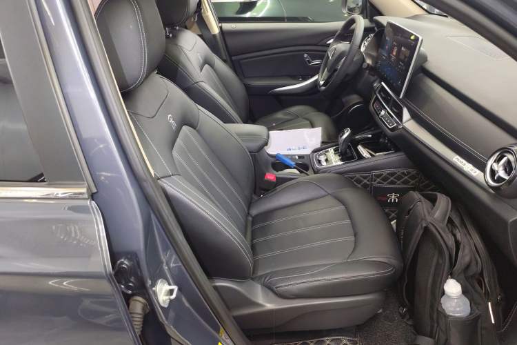 Used BYD Song New Energy 2019 Song DM 1.5TID Smart Connect Dynamic Model Right Front Seat