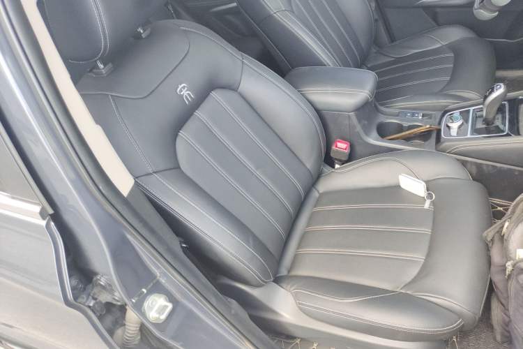 Used BYD Song New Energy 2019 Song DM 1.5TID Smart Connect Premium Model Right Front Seat