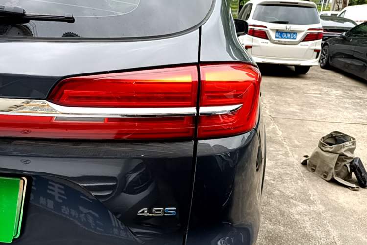 Used BYD Song New Energy 2019 Song DM 1.5TID Smart Connect Dynamic Model Right Rear Taillight