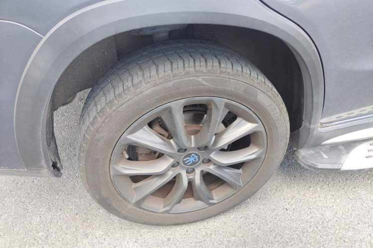 Used BYD Song New Energy 2019 Song DM 1.5TID Smart Connect Premium Model Right Rear Wheel Hub