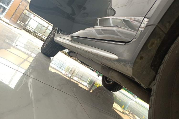 Used BYD Song New Energy 2019 Song DM 1.5TID Smart Connect Premium Model Right Side Sill