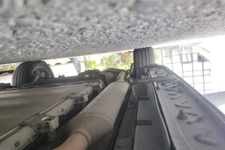 Used BYD Song New Energy 2019 Song DM 1.5TID Smart Connect Premium Model Right Side Sill