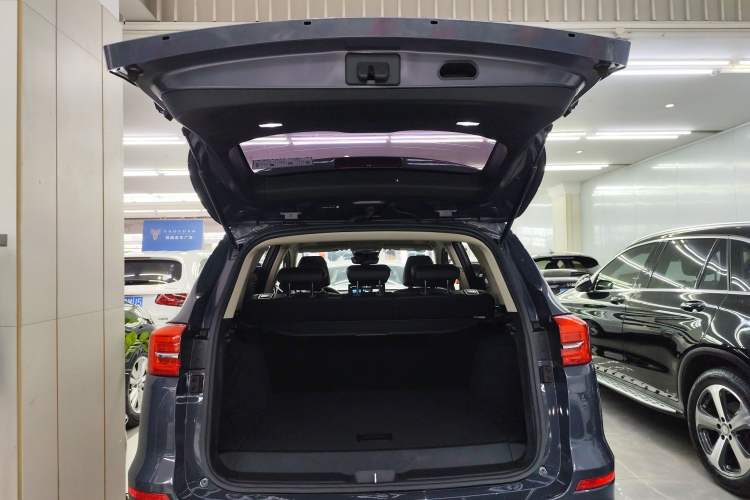 Used BYD Song New Energy 2019 Song DM 1.5TID Smart Connect Dynamic Model Trunk