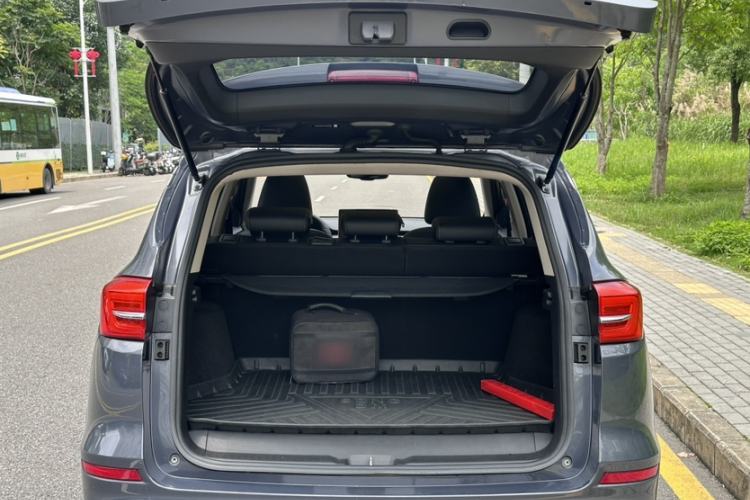 Used BYD Song New Energy 2019 Song DM 1.5TID Smart Connect Dynamic Model Trunk