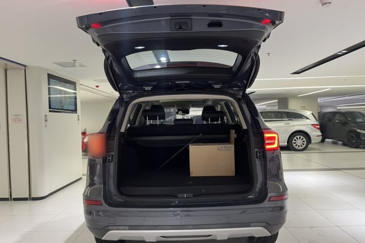 Used BYD Song New Energy 2019 Song DM 1.5TID Smart Connect Dynamic Model Trunk