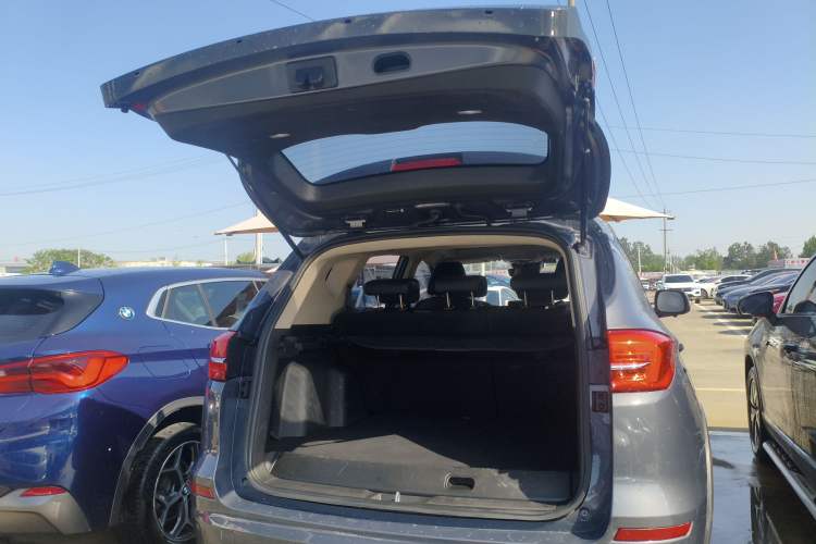 Used BYD Song New Energy 2019 Song DM 1.5TID Smart Connect Premium Model Trunk