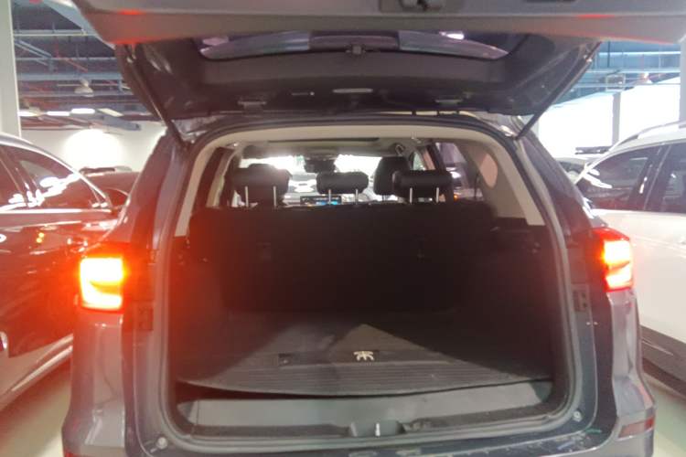 Used BYD Song New Energy 2019 Song DM 1.5TID Smart Connect Dynamic Model Trunk