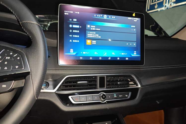 Used BYD Song New Energy 2019 Song DM 1.5TID Smart Connect Premium Model Audio And AC Panel