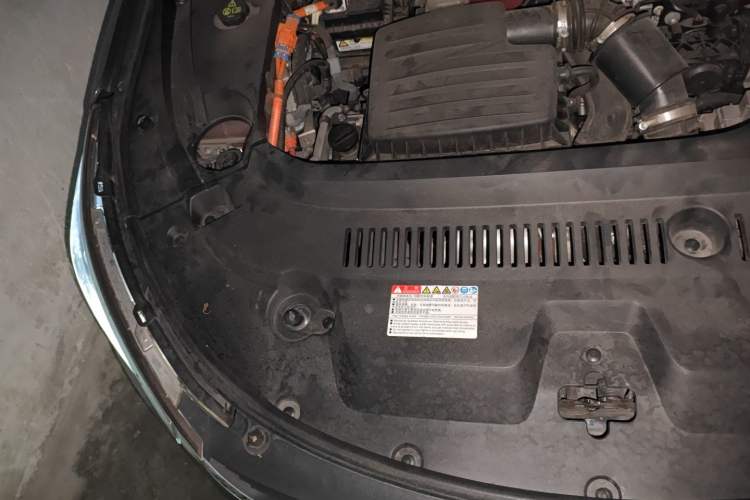 Used BYD Song New Energy 2019 Song DM 1.5TID Smart Connect Premium Model Engine Bay Right