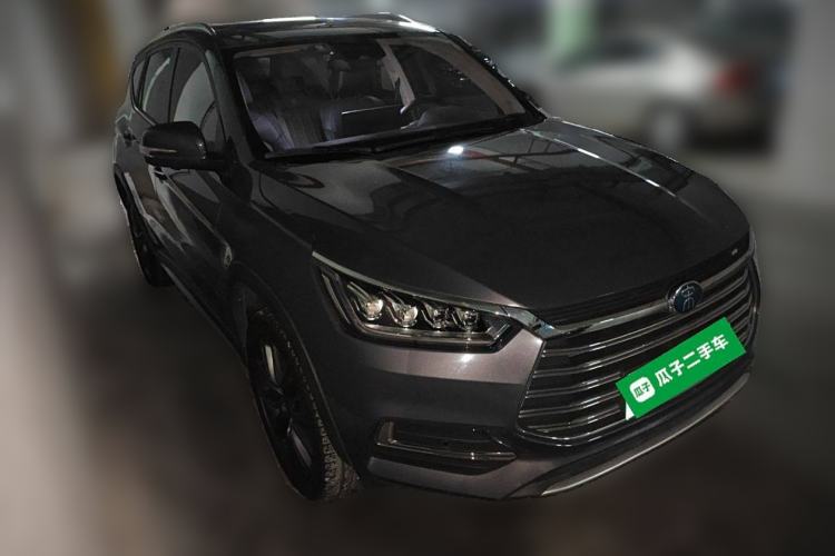 Used BYD Song New Energy 2019 Song DM 1.5TID Smart Connect Premium Model Front Right 45 Deg