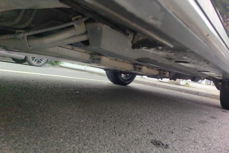 Used BYD Song New Energy 2019 Song DM 1.5TID Smart Connect Premium Model Chassis Front Left