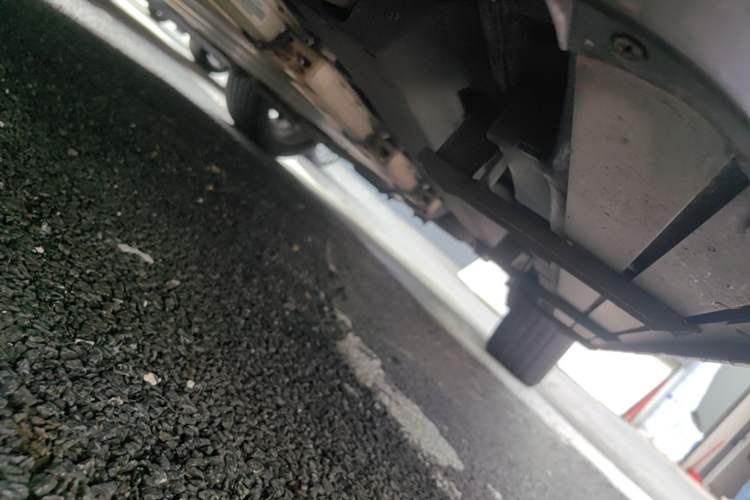 Used BYD Song New Energy 2019 Song DM 1.5TID Smart Connect Premium Model Chassis Front Left
