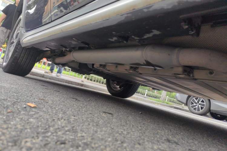 Used BYD Song New Energy 2019 Song DM 1.5TID Smart Connect Premium Model Chassis Front Right