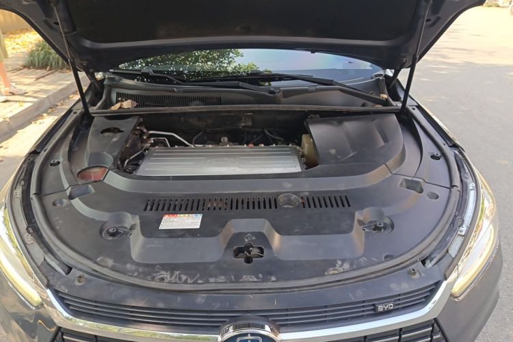 Used BYD Song New Energy 2019 Song EV500 Smart Connect Leading Model Engine Bay