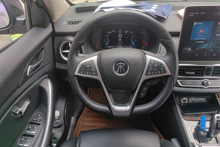 Used BYD Song New Energy 2019 Song DM 1.5TID Smart Connect Premium Model Steering Wheel