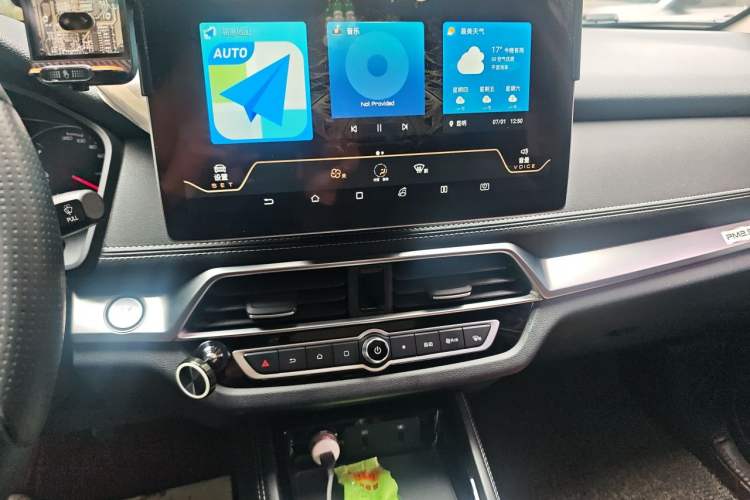 Used BYD Song New Energy 2019 Song DM 1.5TID Smart Connect Premium Model Audio And AC Panel